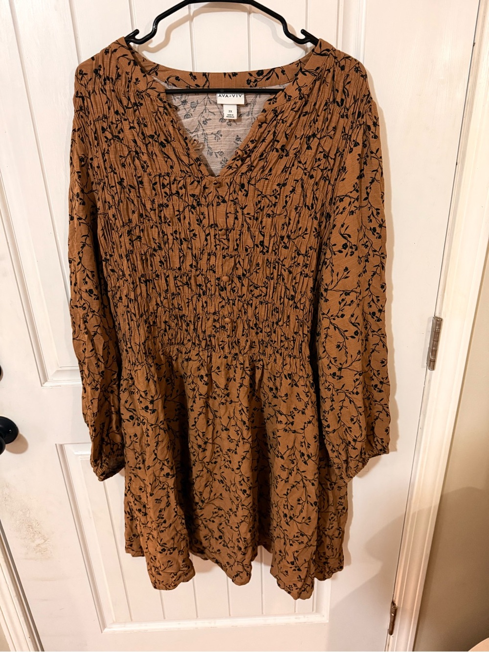 Ava & Viv Rust Brown Floral Smocked V-Neck Long Sleeve Dress